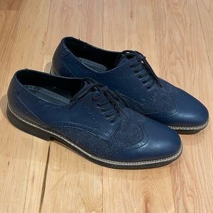Bar III mens dress shoe